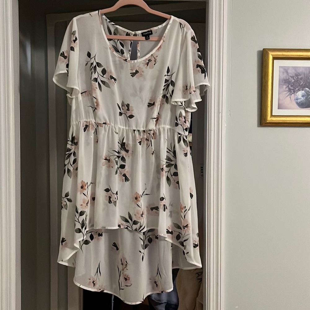 Sheer Tunic Torrid size 2 great shirt for the office